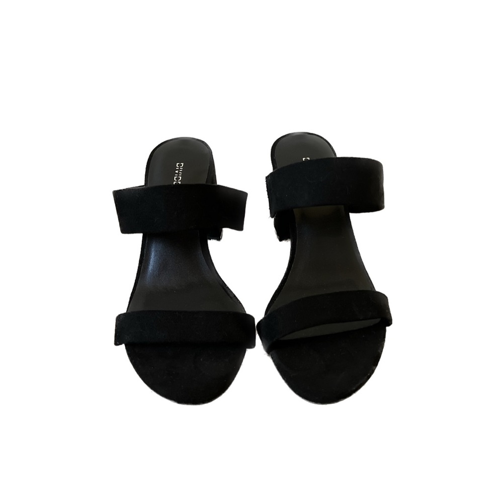 Black mini heels